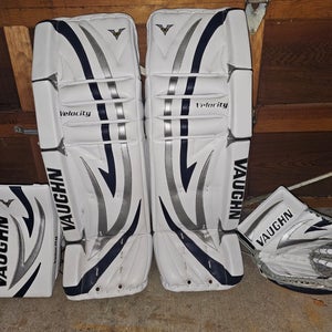 2012 36+1 Vaughn Velocity V5 7800 Regular Goalie Full Set (New)