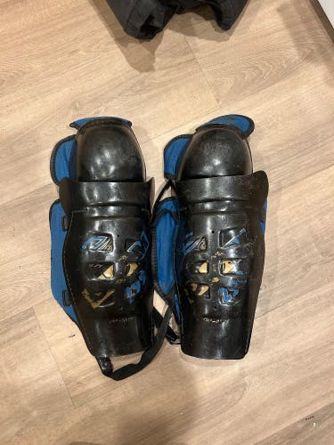 Senior CCM QuickLite 290 16" Shin Pads (Used)