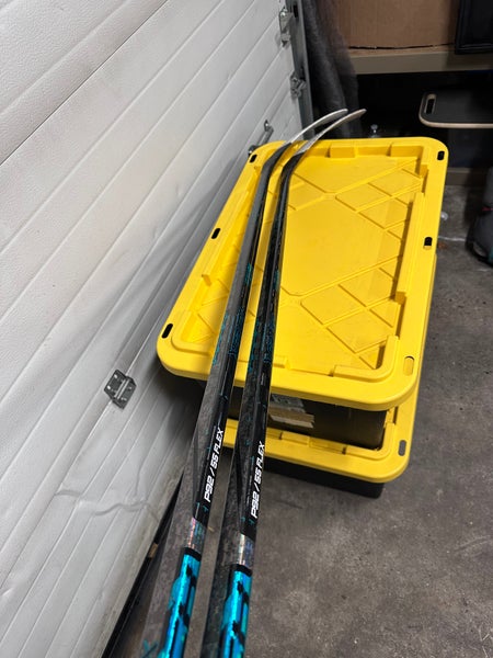 Intermediate Bauer Twitch Left Hand Hockey Stick P92 (Used)