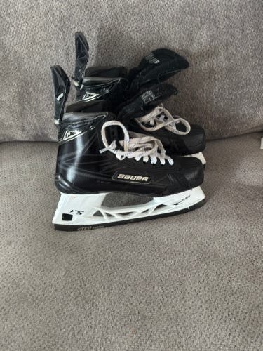 2018 Bauer Supreme 1S Hockey Skates Extra Wide Width Size 6.5 (Used)