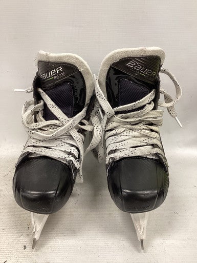 Used Bauer ELITE Intermediate Goalie Skate Intermediate 5.0 11851-S000038775