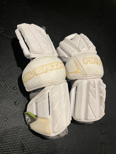 Adult Maverik Max Arm Pads