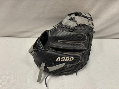 Used Wilson A360 BB/SB Catchers LH Throw Black 31 1/2" 11490-S000266335