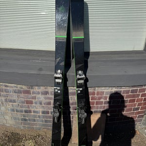 Unisex 2021 All Mountain 188 cm Armada Declivity 92 Ti Skis With Marker Griffon 13 Binding (Used)