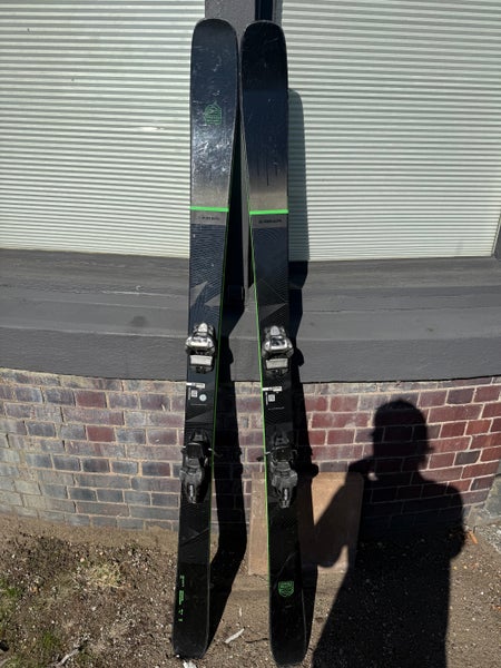 Unisex 2021 All Mountain 188 cm Armada Declivity 92 Ti Skis With Marker Griffon 13 Binding (Used)