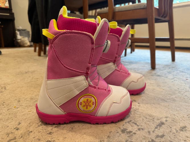 Kid’s Burton Grom Zipline BOA Youth Snowboard Boots 4K