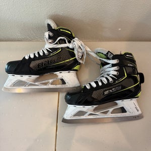 Bauer GSX Hockey Goalie Skates Regular Width Size 3 (Used)
