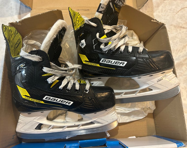 Bauer Supreme M4 Hockey Skates - Used Regular Width Size 3