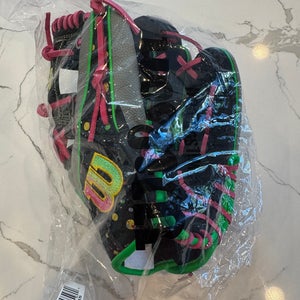 Wilson A2000 RH Baseball Glove 11.5" (New)