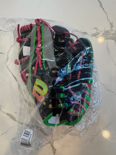 Wilson A2000 RH Baseball Glove 11.5" (New)