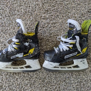 Bauer Supreme M4 Hockey Skates Extra Wide Width Size 1 (Used)