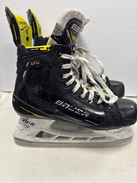 Bauer Supreme M4 Hockey Skates Regular Width 7.5 (Used)