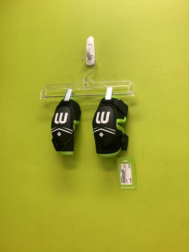 Used WinnWell Youth Elbow Pads MD 11686-S000046427