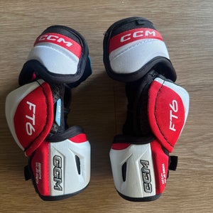 Junior Small CCM Jetspeed ft6 Elbow Pads (Used)