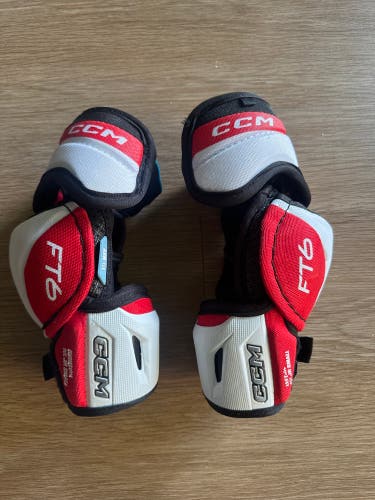 Junior Small CCM Jetspeed ft6 Elbow Pads (Used)