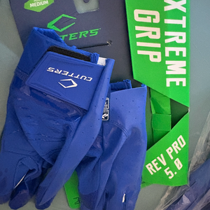 Blue Adult Medium Cutters Gloves (New) football