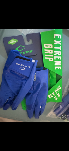 Blue Adult Medium Cutters Gloves (New) football