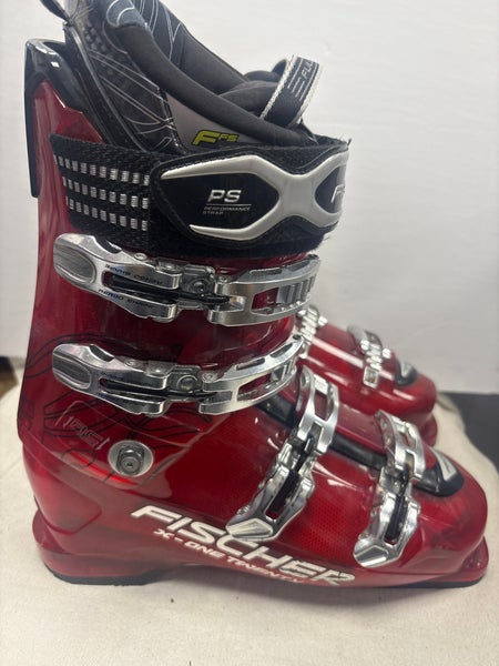 Mondo 27 & 27.5 Unisex Fischer Ski Boots (Used)