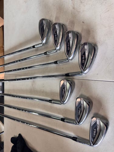 Men's 2021 Ping G425 Right Handed Iron Set Stiff Flex (7 Clubs) #5 - #9, PW, UW Steel Shaft (Used)