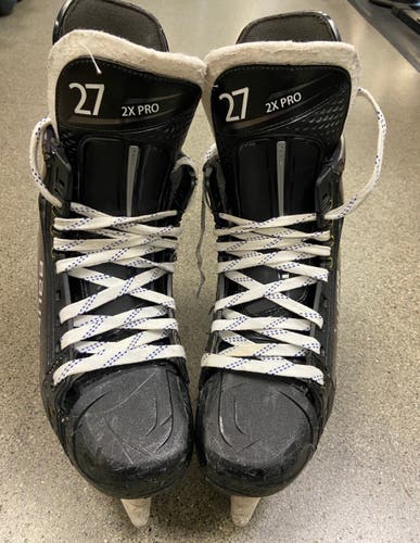 Bauer Vapor Hyperlite Hockey Skates - 9 (well Used)