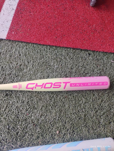 2025 Easton Ghost Pink Lemonade Unlimited (-11) 19 oz 30"