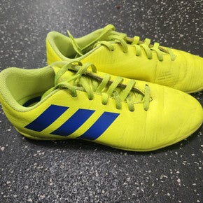 Used Adidas Soccer Indoor Shoes Yellow Junior 05.5 11849-S000032634