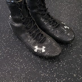 Used Under Armour Adult FB Cleats Black Senior 16 11849-S000032598