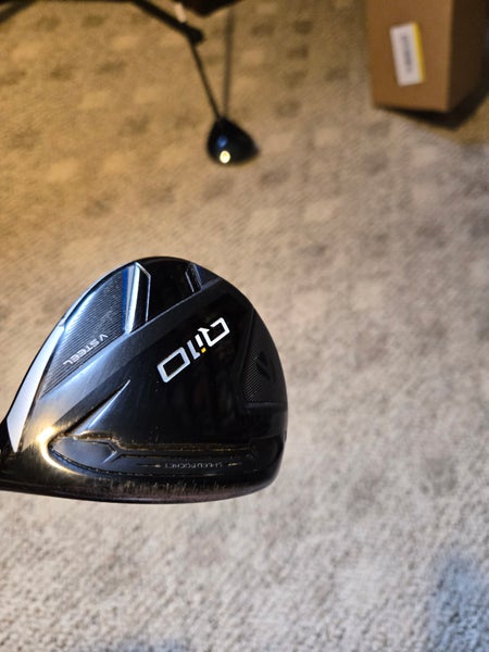 Men's TaylorMade Qi10 Right Handed Fairway Wood Regular Flex 5 Wood (Used)