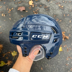 Navy Medium CCM Tacks 910 Helmet