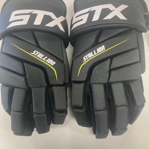 STX Stallion 200 Lacrosse Gloves Large (Used)