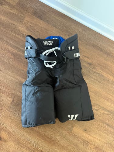 Junior XL Warrior Covert QRE 30 Hockey Pants (Used)