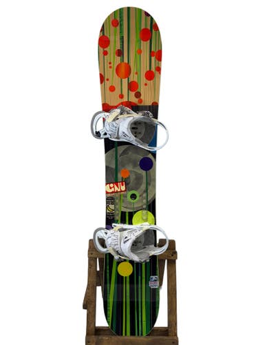 139cm GNU Velvet Guru Snowboard W/ Burton Stiletto Bindings
