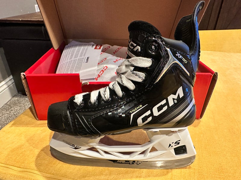 CCM Tacks XF 80 Hockey Skates Regular Width Size 1.5 (Used)
