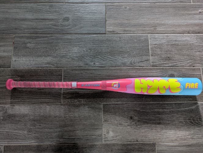 Used Easton Pool Party EUT6HPP8 30" 22 oz. - Great condition and Hot Rolled!!! Custom grip!