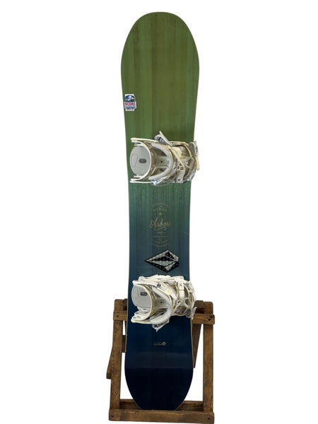 147cm Arbor The Ethos Snowboard W/ Union Omni Bindings
