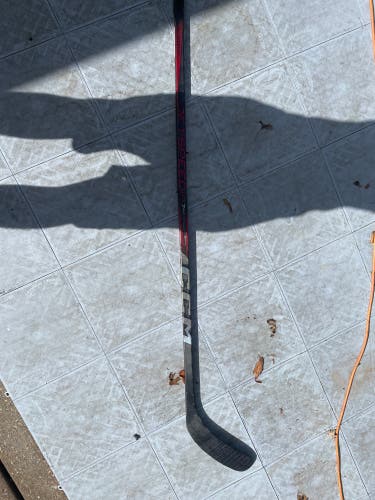 *Broken* Senior CCM Jetspeed FT7 Pro Right Handed Hockey Stick P88 Pro Stock (Used)