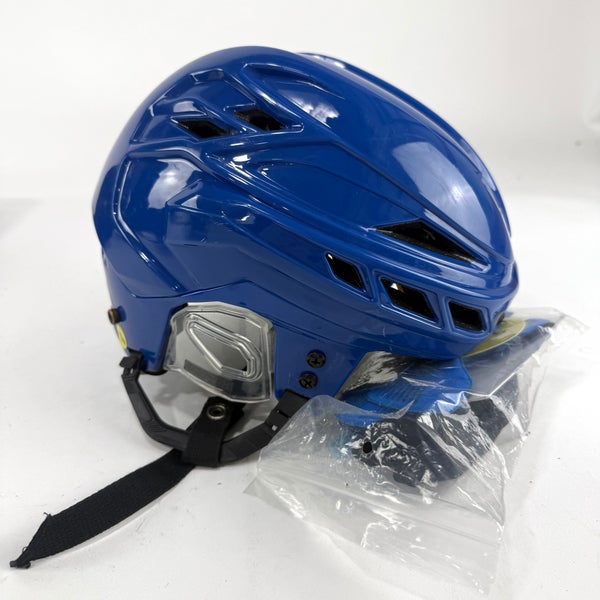 Used Royal Blue True Dynamic 9 Pro | Small/Medium | E517