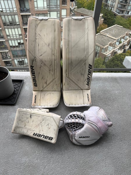 35” Bauer Mach Regular Goalie Full Set (Used)