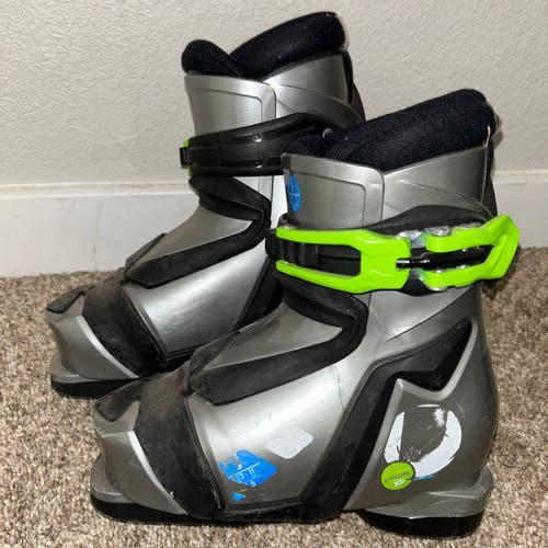 Elan Explore XP Kids Ski Boots Mondo 18.5 - Kids Size 12 - 233mm