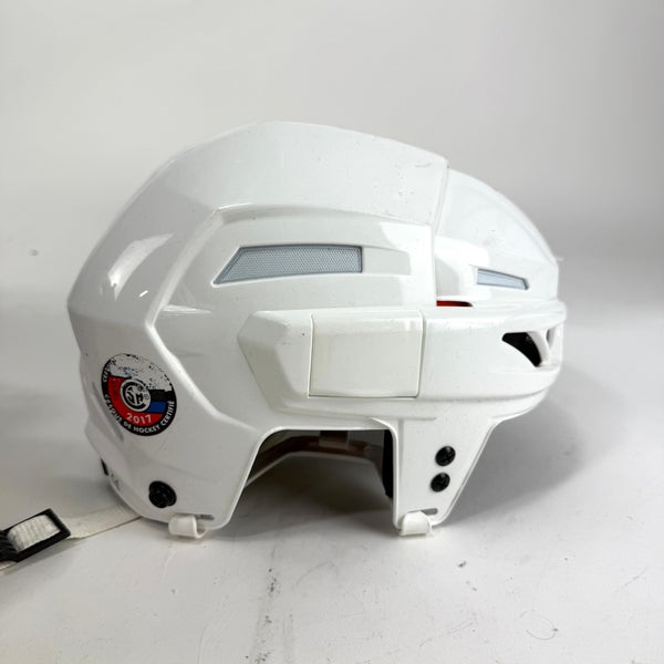 Used White CCM Fitlite 3DS | Large | E477