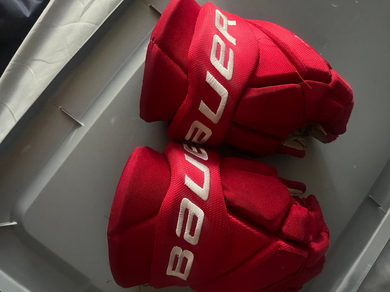 Bauer red X Gloves 13" (Used)