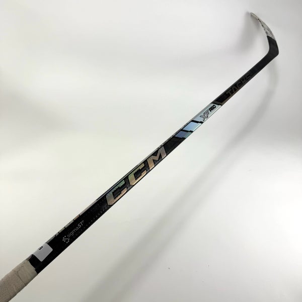 Used Right CCM Tacks XF Pro | 75 Flex P28 Curve Grip | E405