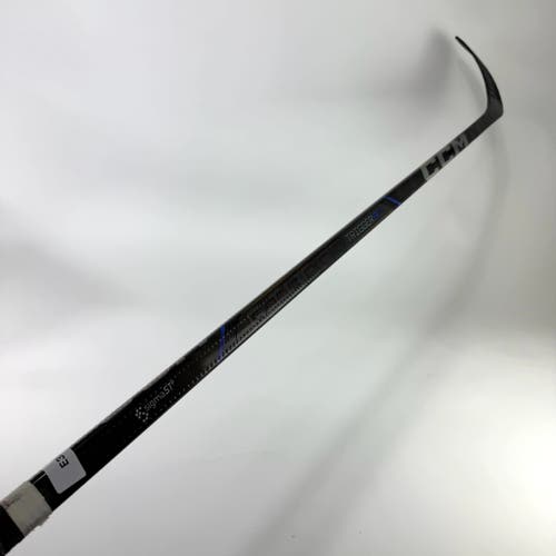 Used Right CCM Ribcor Trigger 9 Pro | 75 Flex P92 Curve Grip | E395