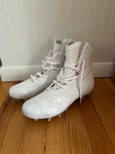 Men's Size M 10.5 (W 11.5) Rare Under Armour Highlight Football Cleats (Barely Used)