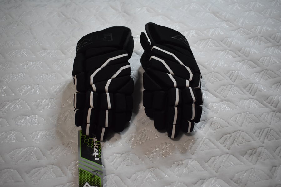 Alkali RPD+ Quantum Hockey Gloves, Black, Junior 10" - New Condition!