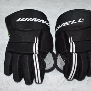 Winnwell NXT Hockey Gloves, Black, Youth 10" - Like New!