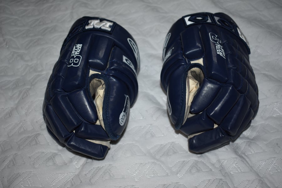 CCM TACKS 852 Vintage Hockey Gloves, Blue, 14" - Great Condition!