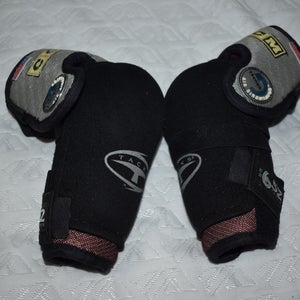 CCM Tacks 652 Hockey Elbow Pads, Senior Medium