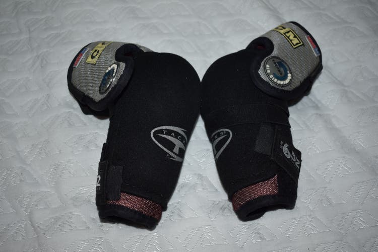 CCM Tacks 652 Hockey Elbow Pads, Senior Medium