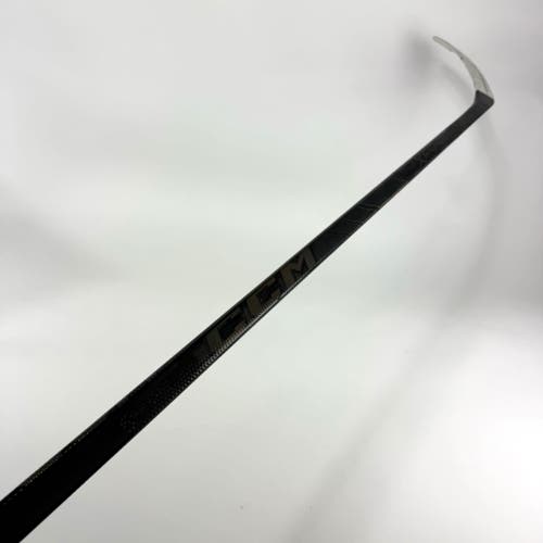 Used Right CCM Tacks XF Ghost | 85 Flex Zegras P86 Curve | E390